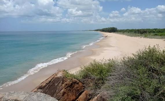 Kuchchaveli beach
