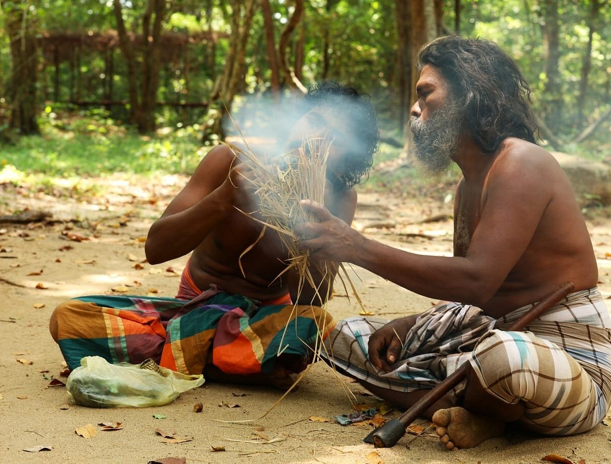 Vedda village, Dambana